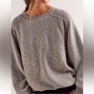 NWT We the Free Embroidered Swan Graphic Crewneck Sweater L Gray Cotton Blend
